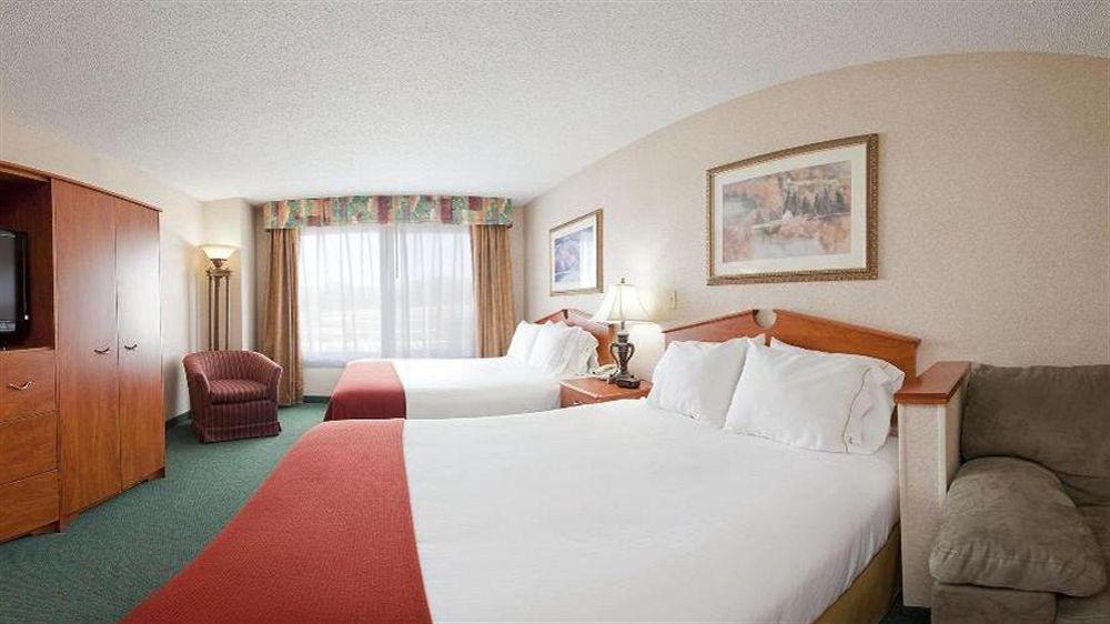 Holiday Inn Express & Suites Vermillion, An Ihg Hotel Zewnętrze zdjęcie
