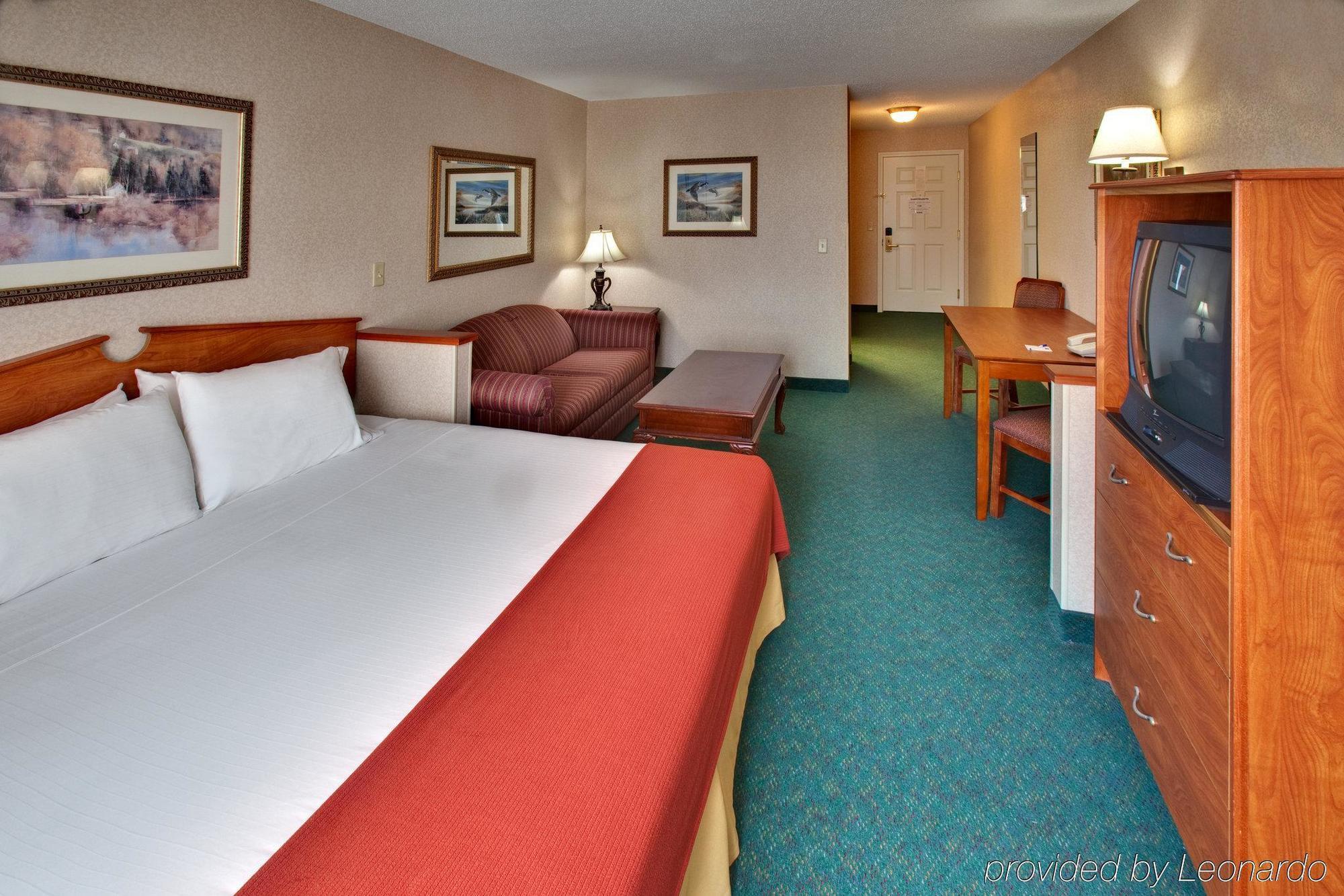 Holiday Inn Express & Suites Vermillion, An Ihg Hotel Pokój zdjęcie