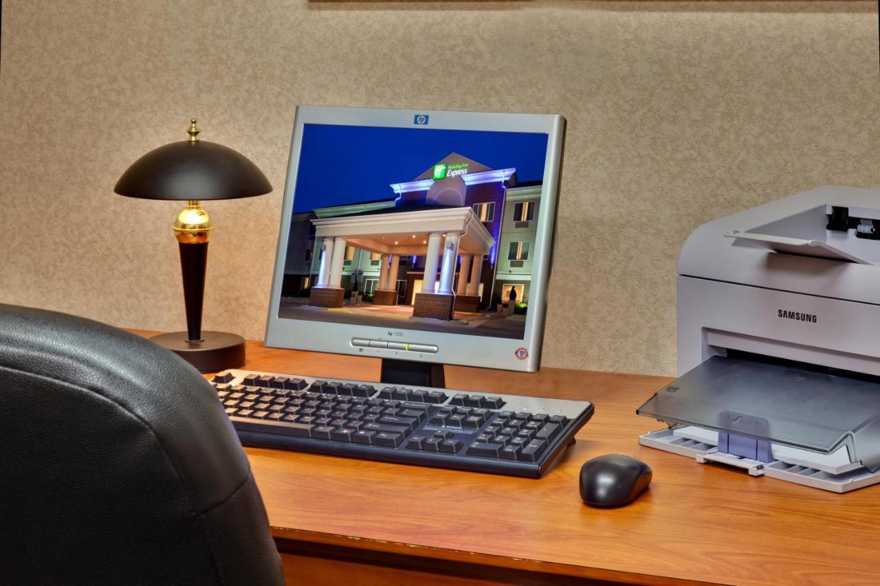 Holiday Inn Express & Suites Vermillion, An Ihg Hotel Zewnętrze zdjęcie